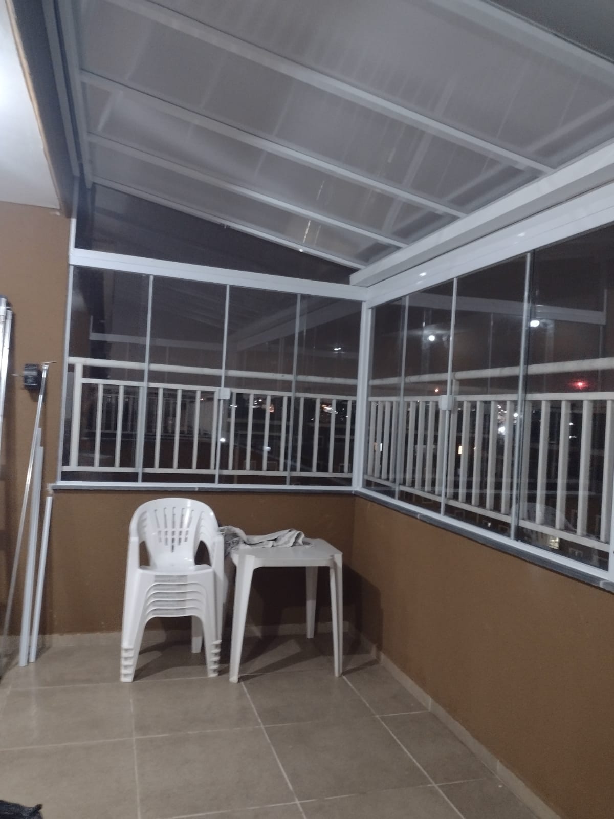 Vidraçaria e Envidraçamento Coberka